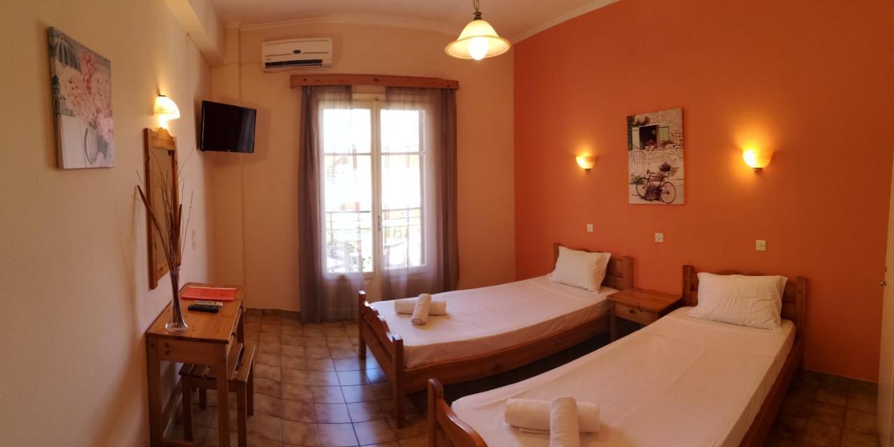 Elli Marina Studios And Apartments Benitses  Extérieur photo