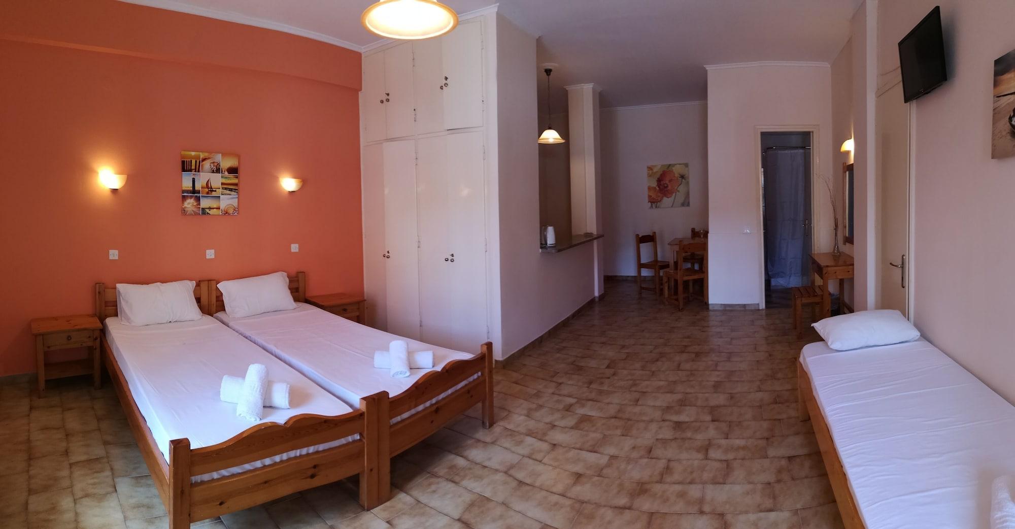 Elli Marina Studios And Apartments Benitses  Extérieur photo