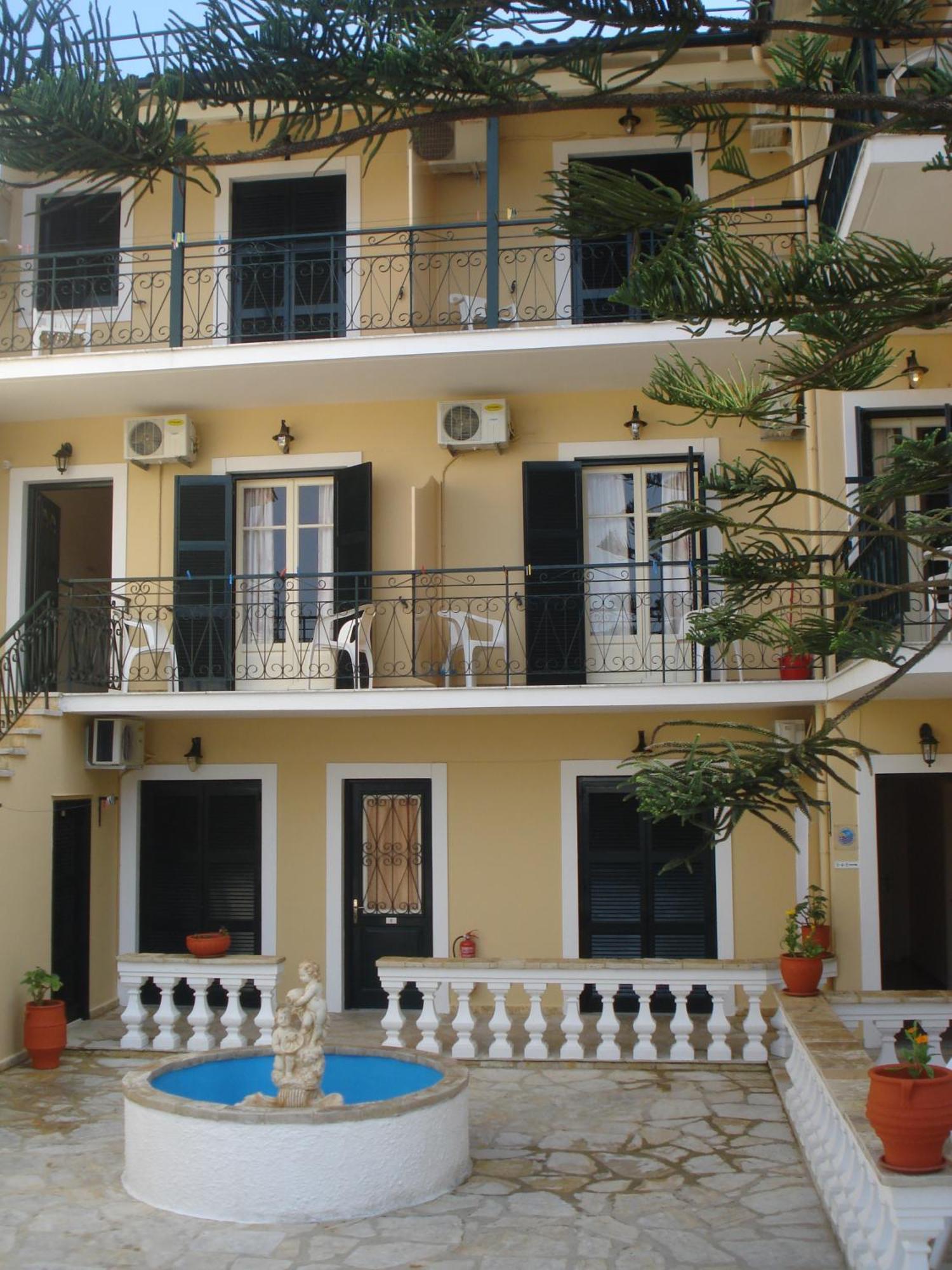 Elli Marina Studios And Apartments Benitses  Extérieur photo