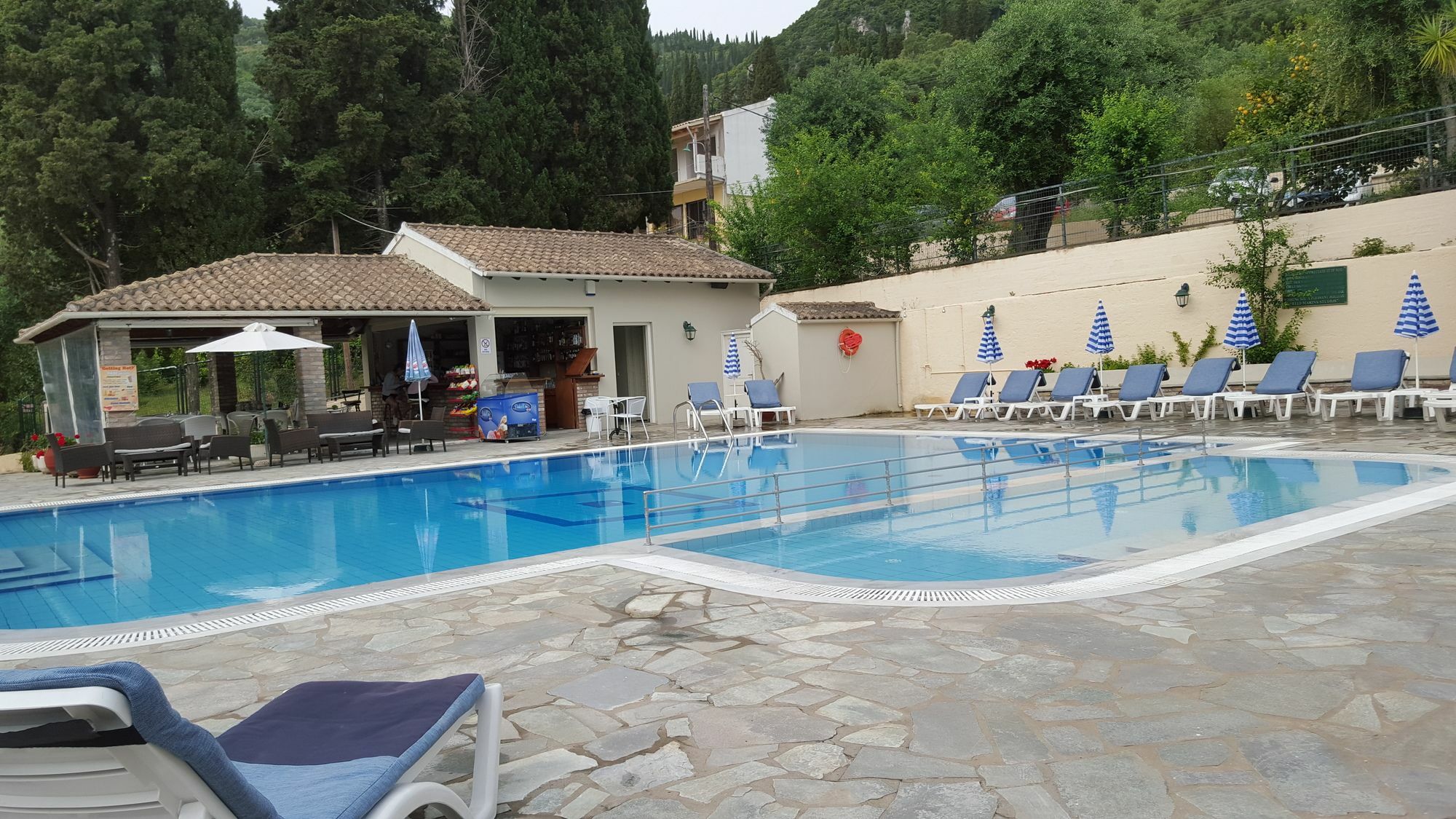Elli Marina Studios And Apartments Benitses  Extérieur photo